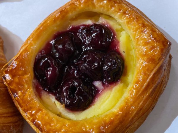 Cherry Danish (Large)