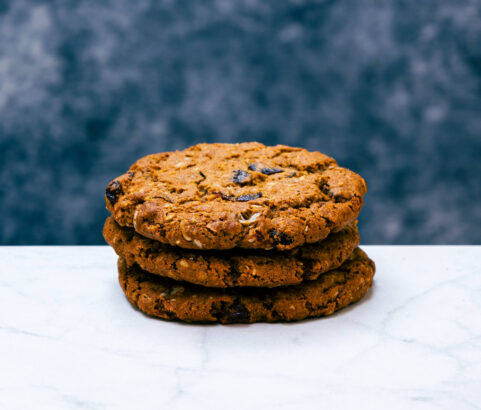 Oat and Raisin Cookie