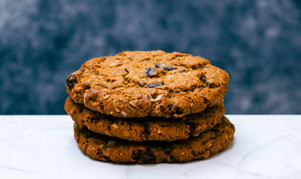 Oat and Raisin Cookie